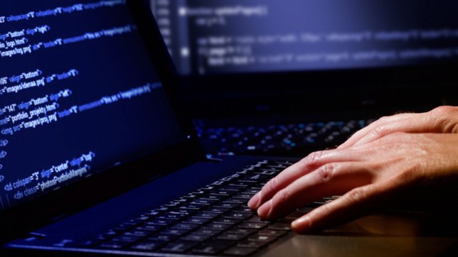 Hướng dẫn sửa lỗi "Another app is currently holding the yum lock" trên CentOS/RHEL