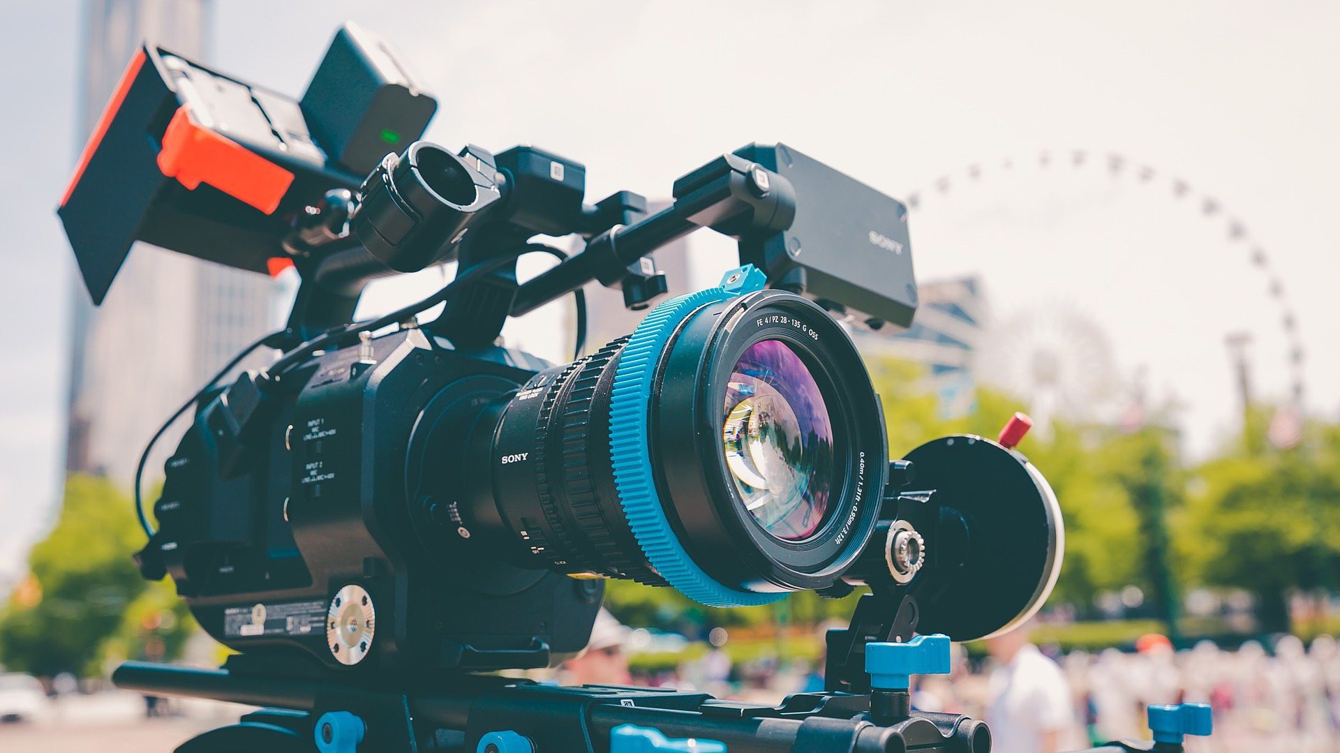 Corporate streaming là gì? Khác social streaming như thế nào?