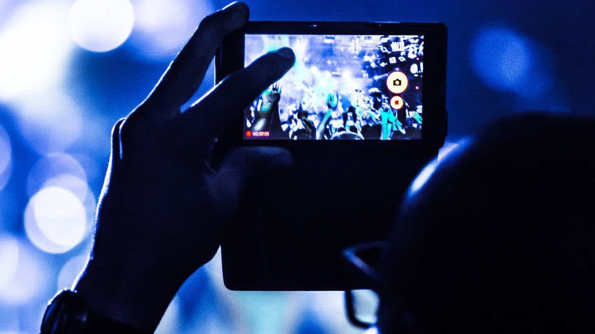 Lựa chọn Live Video Streaming hay Video On Demand?