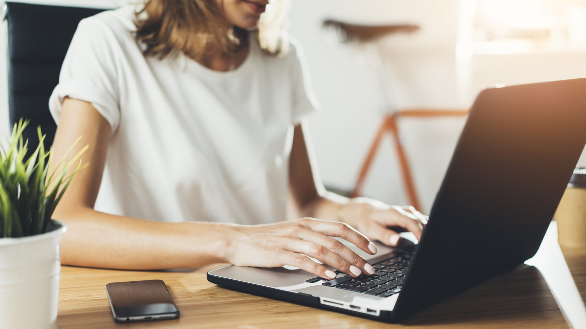 Mẹo làm việc từ xa trong mùa dịch COVID-19