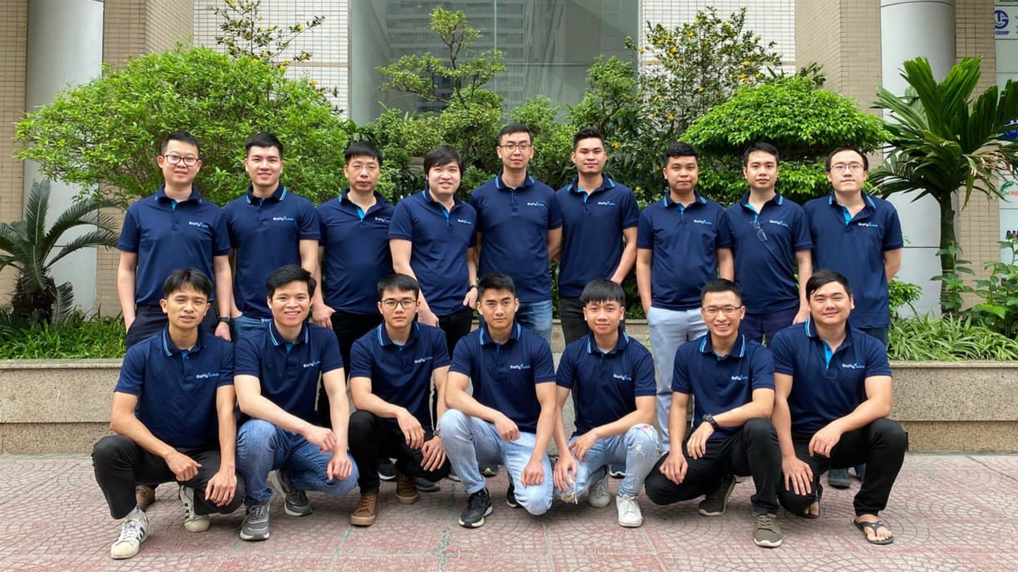 Hành trình tìm kiếm người làm "System"
