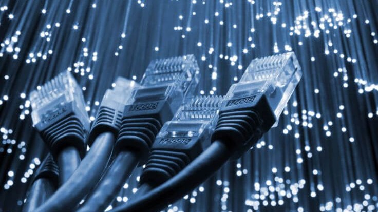 Cáp quang là gì? Cấu tạo và cách hoạt động của cáp quang