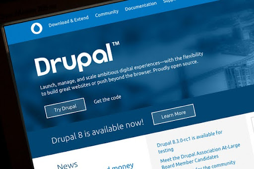 Drupal có miễn phí không?