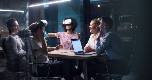 Công nghệ ảo AR/VR sẽ thay đổi ngành thương mại điện tử như thế nào trong tương lai?