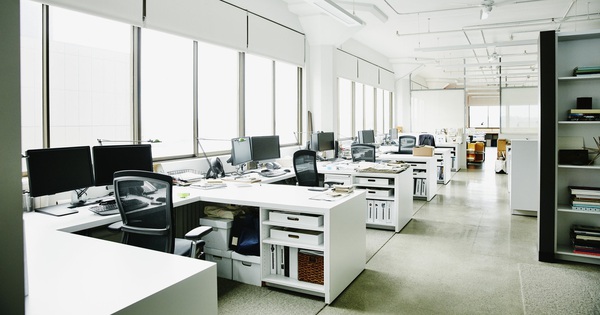 Làm cách nào tôi có thể làm việc từ xa nếu bị cách ly vì COVID-19?