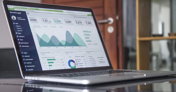 Redirect là gì và cách tận dụng redirect để tăng trưởng organic traffic