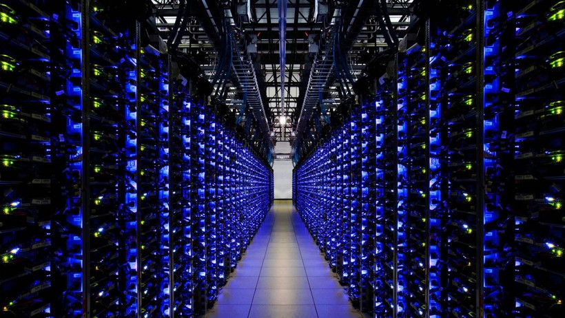 Nên hay không nên sử dụng dedicated server (máy chủ chuyên dụng) để lưu trữ dữ liệu?