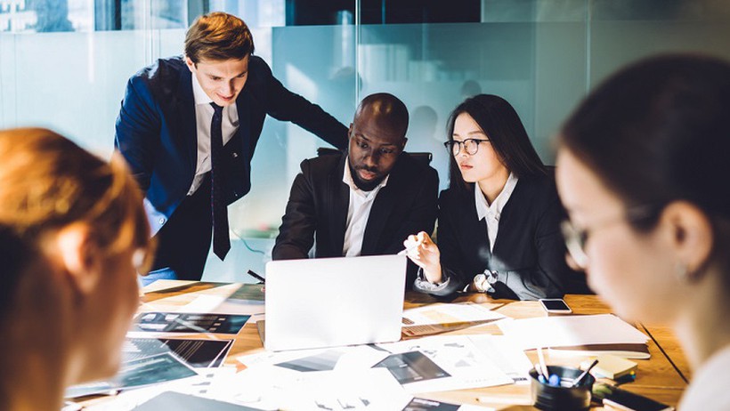 Công nghệ giúp DN trước tiên là tồn tại nhờ tiết kiệm chi phí, sau là “bật dậy” khi Covid-19 đi qua