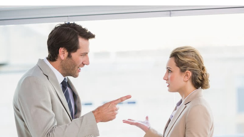 Làm sao để giảm cơn giận của khách hàng trong dịch vụ số hóa hiệu quả nhất
